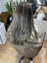 ライズ バイ レボ(RISE by REVO)&nbsp;大人可愛い/ショコラアッシュ/ヘルシースタイル/ふんわりカール