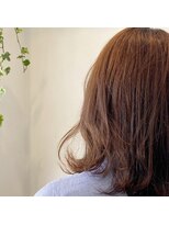 クベル(Kuvel)&nbsp;ふわ軽ミディアムレイヤー+頭皮に優しいオーガニックカラー