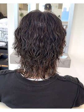 ビカム 名駅(become) 【メンズ波巻きミディアムパーマ】クビれウルフ名古屋絶壁解消