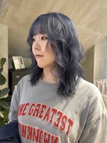 ニキータ(Nikiita)&nbsp;〈ブロンドに落ちるくすみブルー〉