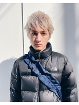 ノラ シンディ(NORA CYNDY)&nbsp;フェザーショート/ホワイトブリーチ