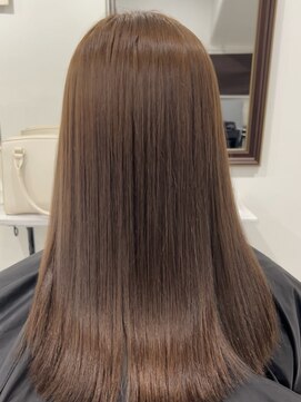 アールシリウス(R,SIRIUS) ブリーチなしのWカラーでベージュにイメチェン