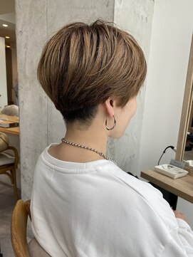 ディーエックス ウエスト(Dxxxx WEST) キレイめショートカット