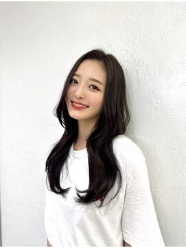 ミラリー トウキョウ(Mirareee Tokyo) 20代/30代ブルベイエベ◎垢抜けシースルー☆ミディアム 新宿