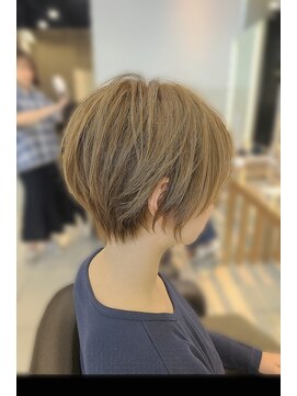 ロハスバイケンジ(LOHAS by KENJE) くびれショートハイトーン/小田急相模原