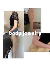 雑誌GINZAでも取り上げられた【ボディジュエリー】（hase専用メニュー）名古屋ボディジュエリー