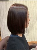 洗練された大人の美しさ。艶と前下がりのラインで魅せるボブ◎