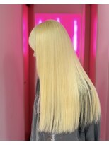 ダズリングディア(Dazzling Deer)&nbsp;抜きっぱなしブロンド/ロング／ストレート／ハイトーン