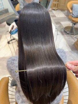 ロンド ロビン 栄(Lond robin) 縮毛矯正/髪質改善/艶カラー/韓国/レイヤー