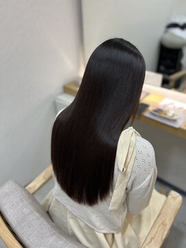 エクラートリアーラ 町田店(ECLART Reala) 大人艶ロング【髪質改善】