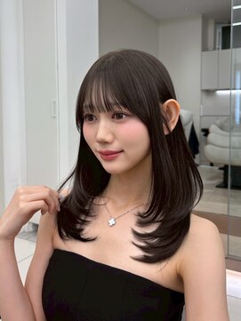 コア 銀座(COA) 小顔レイヤーカット×グレージュカラー