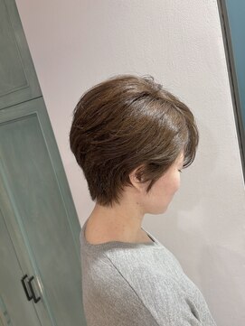 ヘアサロン ナノ(hair salon nano) ショートヘア/くせ毛カット/大人カジュアル/白髪ぼかし