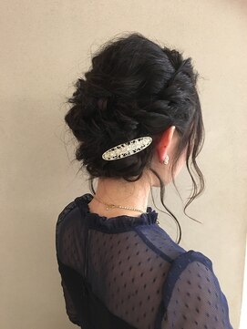 ロンド 銀座(Lond) パーティーヘアセット 担当 伊原