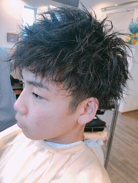 ヘア ラボ トアル(hair labo toaru) スパイラルツイストマッシュx黒髪