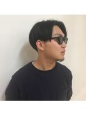 刈り上げセンターパートショート