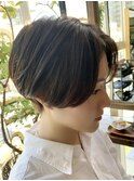 大人女子ハンサムショート
