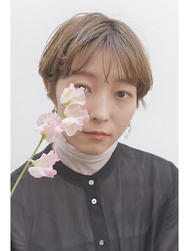 レブリイゼンコー イオンモール幕張新都心店(Reverie ZENKO) マッシュショート×ミルクティーベージュ