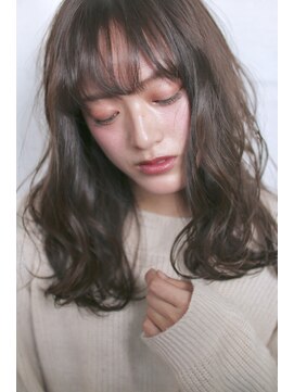 ソウスシア(SOURCE cia) ヌーディーカラー×ゆるふわセミロング【佐藤和弥】