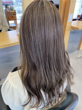 りんごの木 篠ノ井駅前店 アッシュカラー/ゆる巻きロング/ゆるふわ巻き/ダークアッシュ