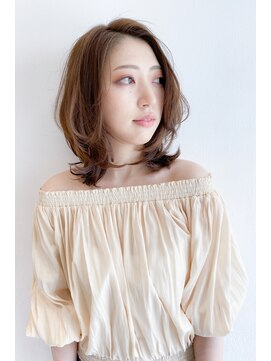 ラフ 八乙女(Rough) 大人ガーリー/ダークアッシュ/ミディアムレイヤーカット/八乙女