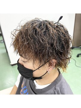 ゼロ(Zero) 【Zero那須塩原/大田原】束感短髪ツーブロック刈り上げマッシュ