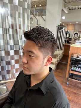 スリーク 吹田店(Sleek) 男性人気ナンバーワン！ソフトモヒカンスタイル