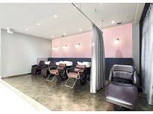 アース コアフュールボーテ 佐久平店(EARTH coiffure beaute)の雰囲気（大人気のヘッドスパブース完備！極上のひとときを）