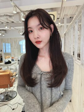 リコバイアフロート(riko by afloat) 顔まわりカット/レイヤーカット/ランレイヤーカット/ラベンダー