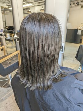 ナンバースリー 溝の口店(Number Three) オリーブグレージュ【N°3溝の口】