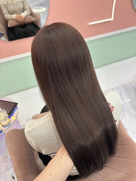 ガーランド(Girland) ツヤツヤbeige♪moe