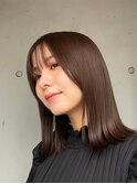 落ち着いたエレガントミディアム｜まとまりのあるシルエット