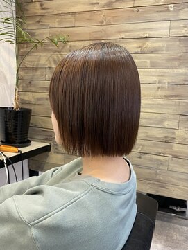 レガロヘアアトリエ(REGALO hair atelier) ツヤ髪切りっぱなしボブ
