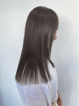 カフネ(KAHUNE) アッシュブラウン