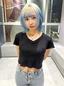 キオク(KIOX) ブロンドとブルーカラー　ルーツカラー