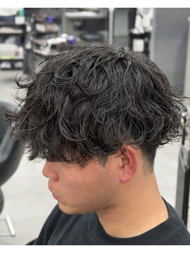 オーバルバイアピッシュ(OVARL by apish) 波巻きパーマ/メンズパーマメンズカットシャドウパーマ