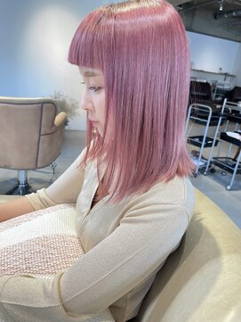 パーク(PARK) 透明感ピンクベージュくすみピンク切りっぱなし外ハネくびれ