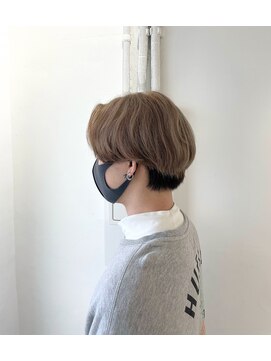 ミュー(Mu) センターパート/ベージュ多めミルクティーカラー