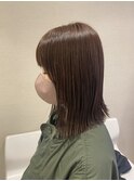 柔らかいベージュカラー×ぷつんとカット