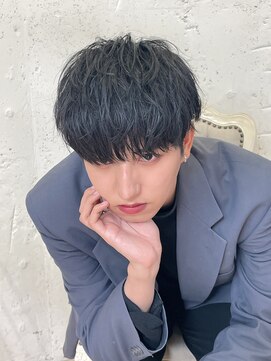 フィフスワン(fifth one) 波巻きパーマメンズパーマメンズヘアツーブロックツイストパーマ