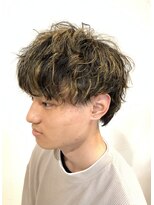 ヘアートラム(HAIR TRAm.)&nbsp;ツイストスパイラル　2ブロック