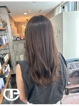 トゥーミー(to mee) アッシュベージュ♪【新田】