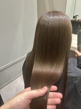 【スタイル例】自然な丸みのボブ。矯正をかけていることを忘れるような柔らかさ