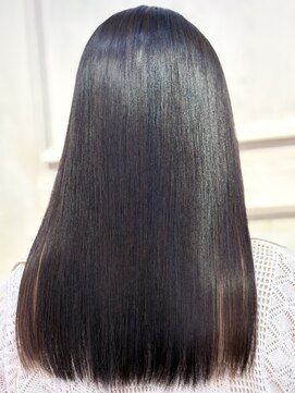 プエンテ デ メホラ(Puente de Mejora) 髪質改善METEOストレート