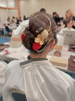 コワファースト パリ バイ アテナ(COIFF1RST PARIS by ATENA) カチモリヘアアレンジ