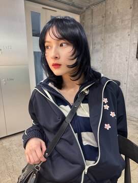 ナヌーク ダイカンヤマ(nanuk daikanyama) ミディアムレイヤーハッシュカットブルーブラックダブルカラー