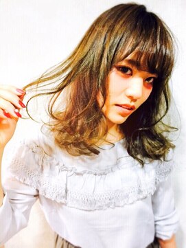 リリーオブザベイス(Lily of the Vase) ミディアムレイヤー