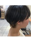 くびれショート オリーブグレージュ ハンサムショート YACHI