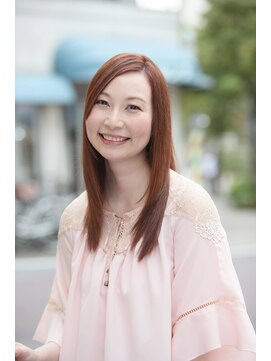 ソーホー ニューヨーク シズオカ(SOHO newyork SHIZUOKA) 大人かわいい美髪ストレートセミディ