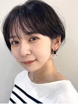 サーカス バイ ビュートリアム 青山(CIRCUS by BEAUTRIUM)&nbsp;小顔　黒髪　パーマショート　暗髪　　前髪あり　耳かけショート