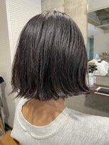 ヘアーアンドメイク ファット(Hair&Make PHAT)&nbsp;切りっぱなしボブ外はねブルージュカラー20代30代40代